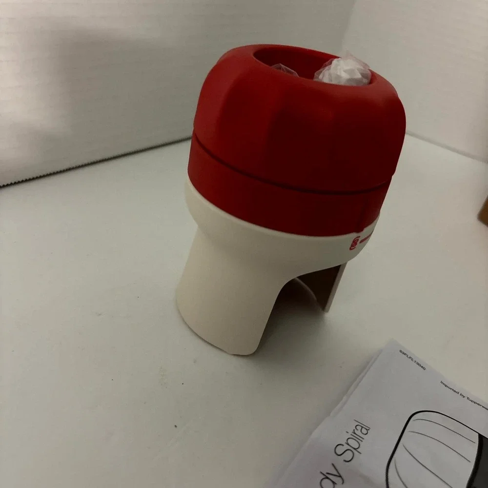 Tupperware Handy Spiral Vegetable Slicer Zoodle Maker Red White w/ Box Manual